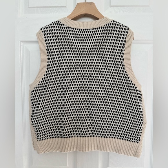 Varley Anthropologie Women's Large Knowles Textured Knit Sweater Vest Birch - Picture 5 of 12